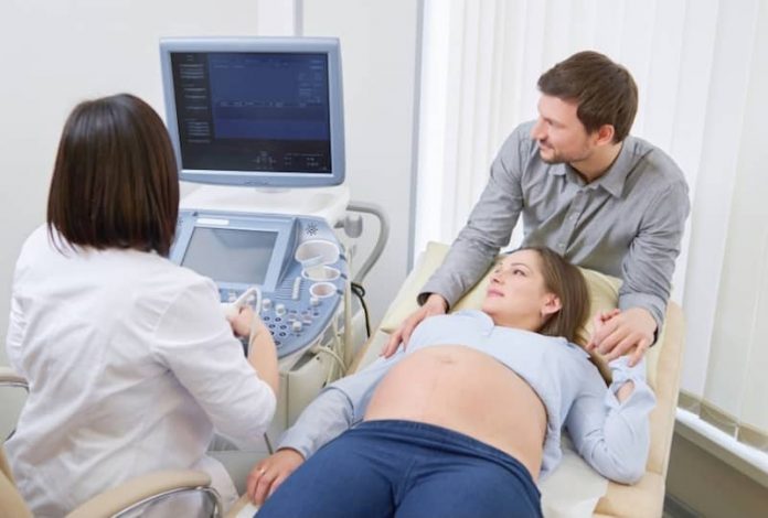 grossesse fecondation in vitro FIV procreation infertilité Ra Sante