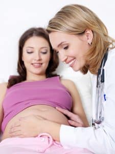 enceinte medicaments grossesse danger bébé foetus enfant _ ra sante