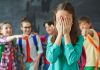 700 000 élèves sont victimes chaque année de harcèlement scolaire en France.