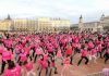 L'opération Danser pour elles, organisée chaque année le 8 mars sur la place Bellecour à Lyon à l'occasion de la journée de la femme.